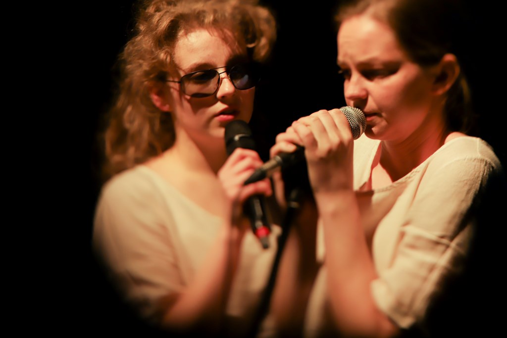 zupanov-GLEJ-DEKLICI-ODER-101.jpg zupanov-GLEJ-DEKLICI-ODER-101.jpg